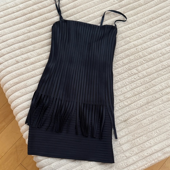 BCBGMaxAzria STRAPLESS MINI DRESS - Picture 2 of 3